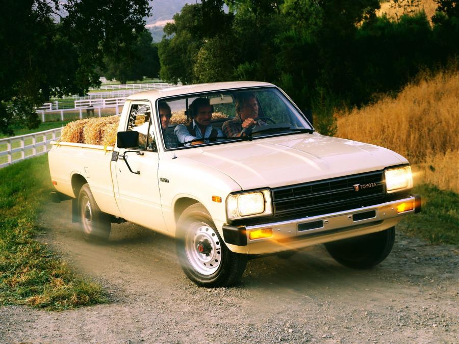  Toyota Deluxe Long Truck 2WD 1982 года  (фото 8 из 8)